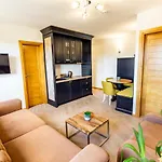Apartman Jahorinski Izlog *